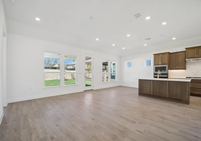3rd image of 1528 Dancing Oak Ln, San Marcos, TX 78666 | MLS# 6464560