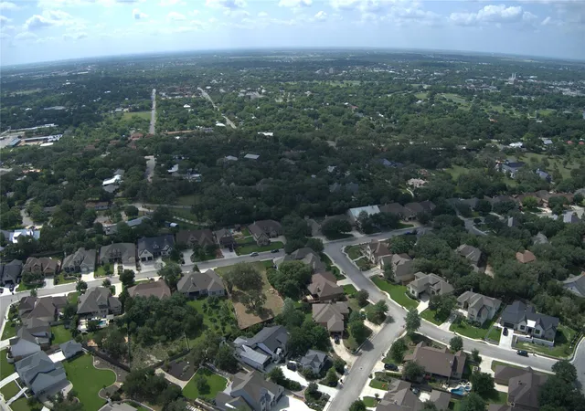 17th image of 645 Acorn Dr Dr, New Braunfels, TX 78130 | MLS# 7878785