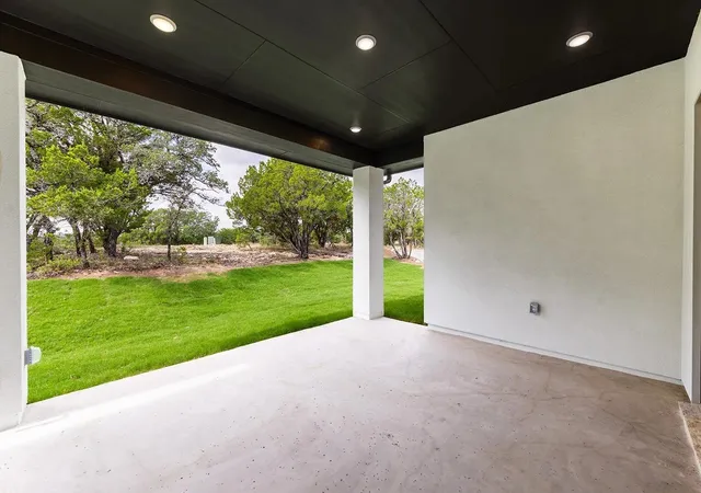 Photo 4 of Single family home for sale at 6716 Liberty Grotto Ct, Jonestown, TX 78645 | MLS# 9096659 | Listing updated on 2026-05-19