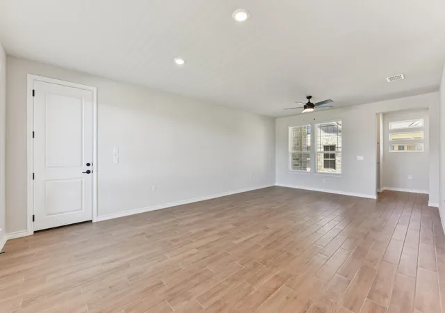 5th image of 153 Antoinette Wy, San Marcos, TX 78666