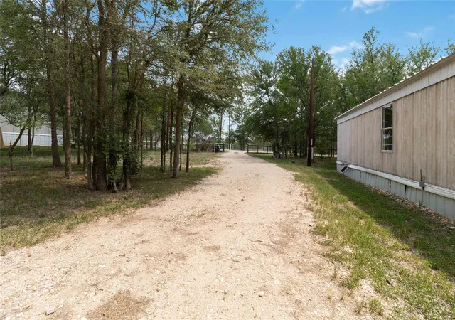 Photo 3 of Manufactured home for sale at 153 Cherylton Dr, Red Rock, TX 78662 | MLS# 2937609 | Listing updated on 2026-01-09