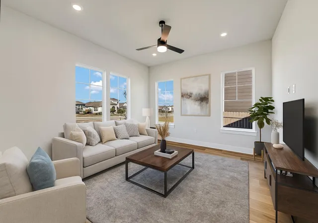 Photo 4 of Sale Pending at 8606 Dongan Dr, Austin, TX 78744 | MLS# 8507503 | Listing updated on 2026-01-29