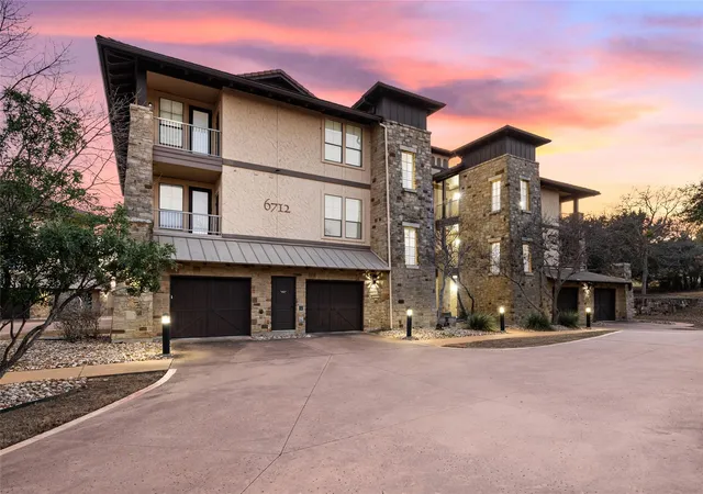 2nd image of 6712 Lantern View Dr #303, Jonestown, TX 78645 | MLS# 6057328