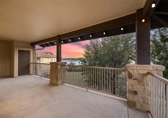 2nd image of 6712 Lantern Vw Dr, Jonestown, TX 78645
