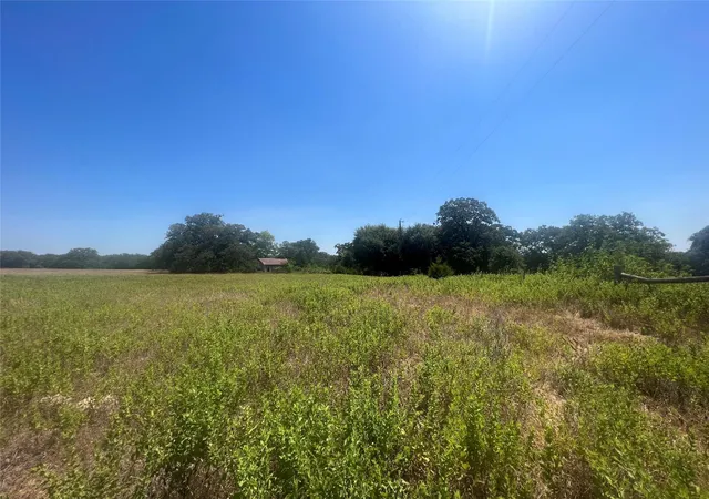 Photo 4 of House for sale at 2542 County Rd 306, Lexington, TX 78947 | MLS# 9282421 | Listing updated on 2026-08-07