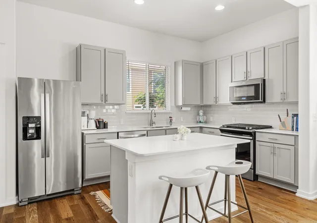 2nd image of 6800 Menchaca Rd #37, Austin, TX 78745 | MLS# 2826489
