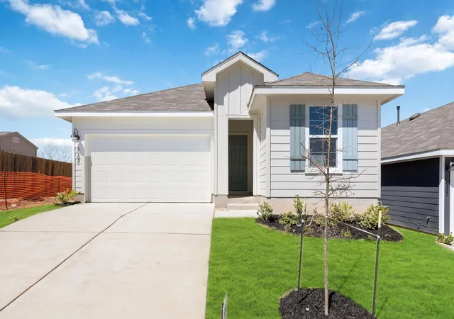 Photo 3 of Sale Pending at 827 Arnold Loop, Kyle, TX 78640 | MLS# 4294348 | Listing updated on 2026-09-21