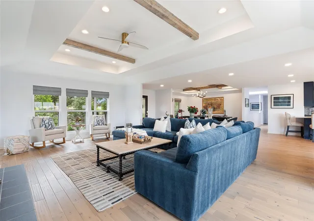 Photo 4 of Single family home for sale at 105 Stonegate Ln, Dripping Springs, TX 78620 | MLS# 2424767 | Listing updated on 2026-10-05
