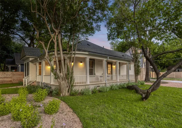 28th image of 1701 Willow St, Austin, TX 78702 | MLS# 2493106