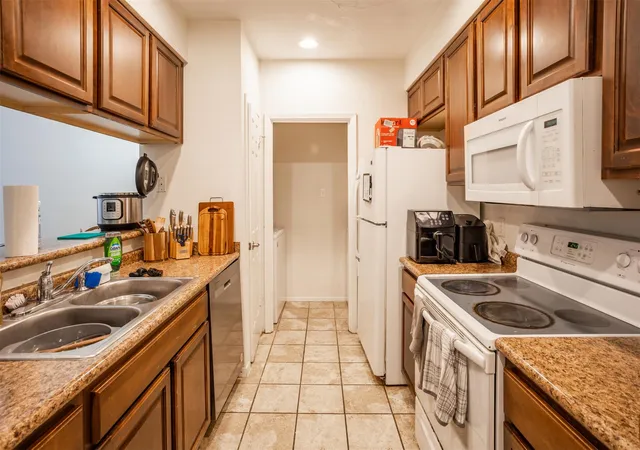 4th image of 807 W 25Th St, Austin, TX 78705