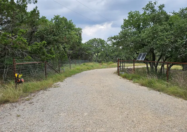 2nd image of 4400 Hilliard Rd, San Marcos, TX 78666 | MLS# 5744612