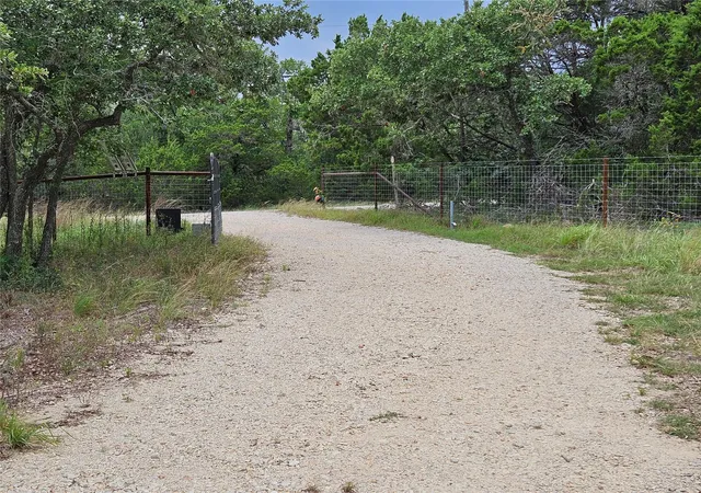 3rd image of 4400 Hilliard Rd, San Marcos, TX 78666 | MLS# 5744612