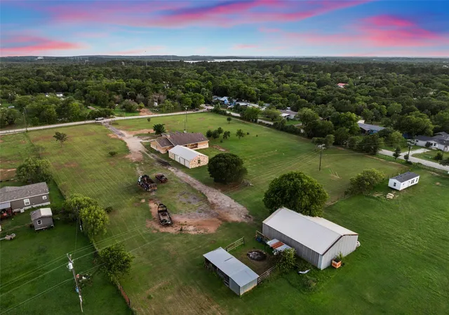 40th image of 108 Whispering Pines Dr, Bastrop, TX 78602 | MLS# 4557487