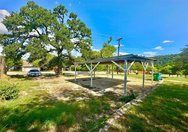 3rd image of 1302 S Quinlan Park Rd, Austin, TX 78732 | MLS# 1586940