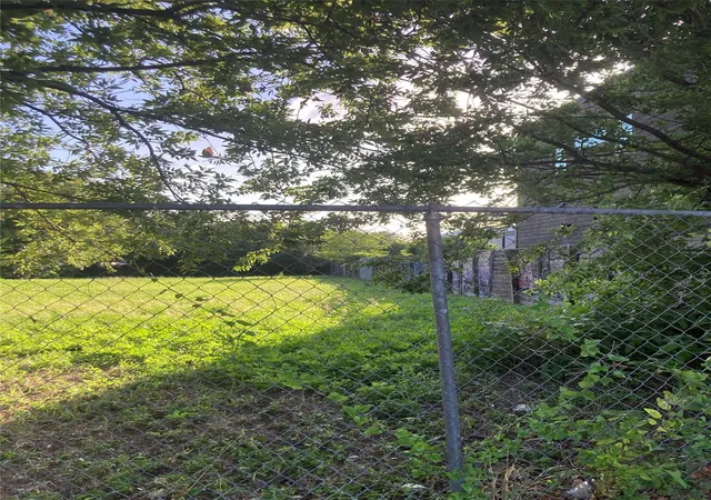 Photo 3 of Land for sale at 1192 B Comal St, Austin, TX 78702 | MLS# 9380626 | Listing updated on 2026-03-16