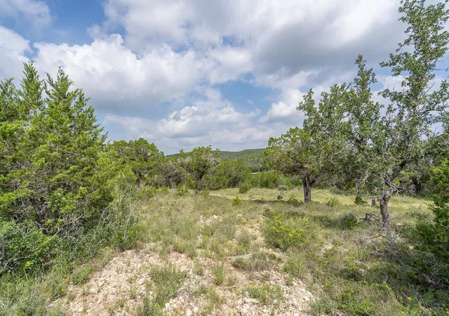 Photo 2 of House for sale at 19705 Tyler Trl, Jonestown, TX 78645 | MLS# 5324312 | Listing updated on 2026-08-18