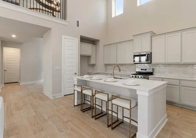 Photo 4 of Sale Pending at 129 Emerald Grove Dr, Georgetown, TX 78633 | MLS# 5377844 | Listing updated on 2026-09-22