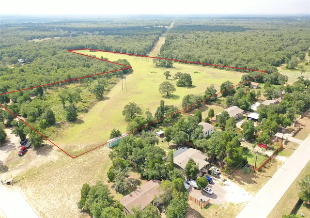 3rd image of 446 Las Lomas Dr, Elgin, TX 78621 | MLS# 4864420