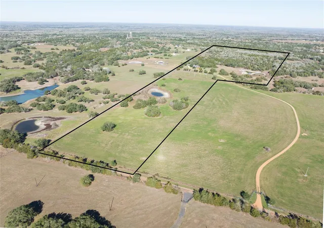2nd image of 900 Schulze Rd, Muldoon, TX 78949 | MLS# 1643142