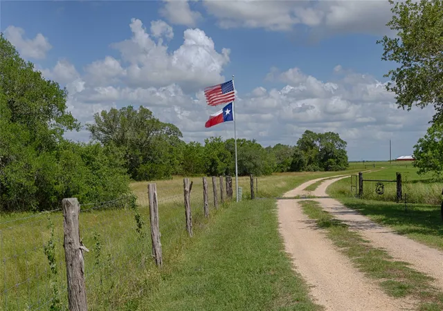 3rd image of 900 Schulze Rd, Muldoon, TX 78949 | MLS# 1643142