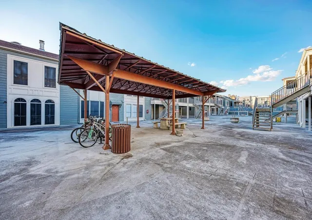 4th image of 2529 Rio Grande St #63, Austin, TX 78705 | MLS# 5451892
