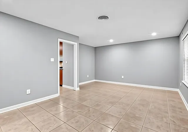 3rd image of 1405 Briarcliff Blvd, Austin, TX 78723 | MLS# 1523679