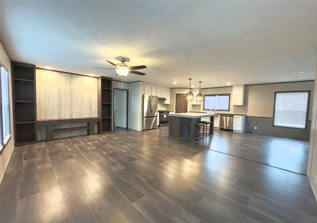 Photo 2 of Manufactured home for sale at 268 Flaming Oak Dr, Bastrop, TX 78602 | MLS# 2006804 | Listing updated on 2026-08-01