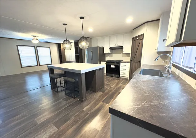 Photo 3 of Manufactured home for sale at 268 Flaming Oak Dr, Bastrop, TX 78602 | MLS# 2006804 | Listing updated on 2026-08-01