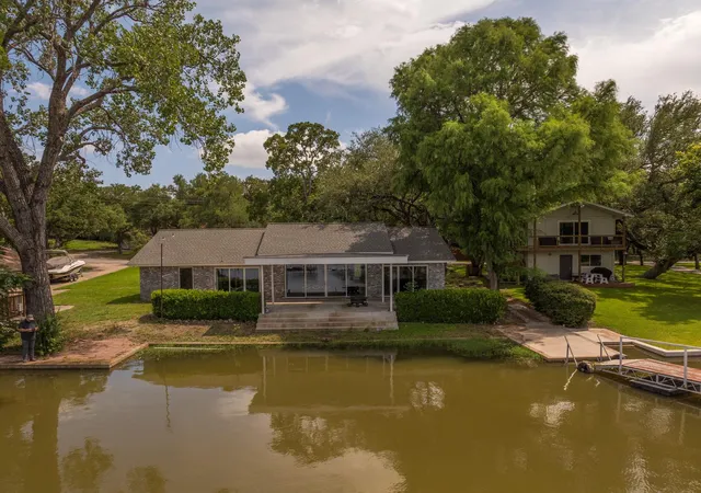 Homes for sale in Buchanan Dam, TX | 214 Island Lodges Dr, Buchanan Dam, TX 78609 | MLS# 9019904