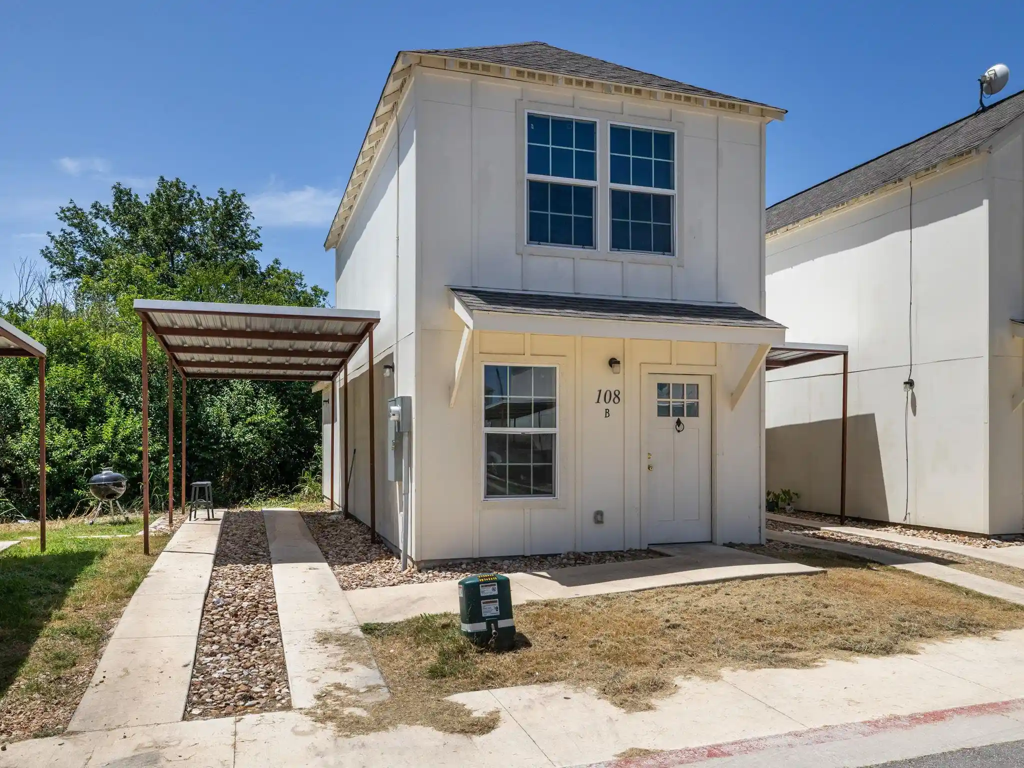 Listing Photo 2 - Condo for sale in 230 Debus Dr located at 230 Debus Dr, Taylor, TX 76574 - Unit #108 B