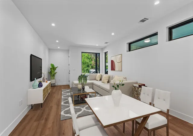 3rd image of 1402 Beckett St #1B, Austin, TX 78757 | MLS# 1318565