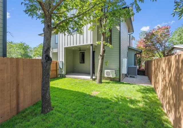 32nd image of 1402 Beckett St #1B, Austin, TX 78757 | MLS# 1318565