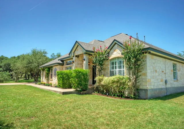2nd image of 12225 Triple Creek Cir, Dripping Springs, TX 78620 | MLS# 7492012