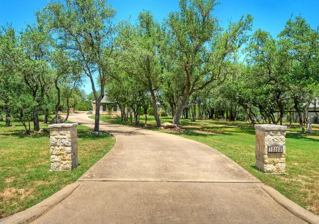 3rd image of 12225 Triple Creek Cir, Dripping Springs, TX 78620 | MLS# 7492012