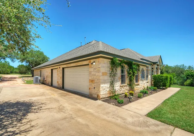 5th image of 12225 Triple Creek Cir, Dripping Springs, TX 78620 | MLS# 7492012