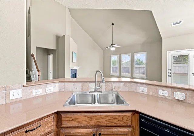 Photo 4 of Single family home for sale at 2409 Dovetail St, Pflugerville, TX 78660 | MLS# 3697216 | Listing updated on 2026-08-28