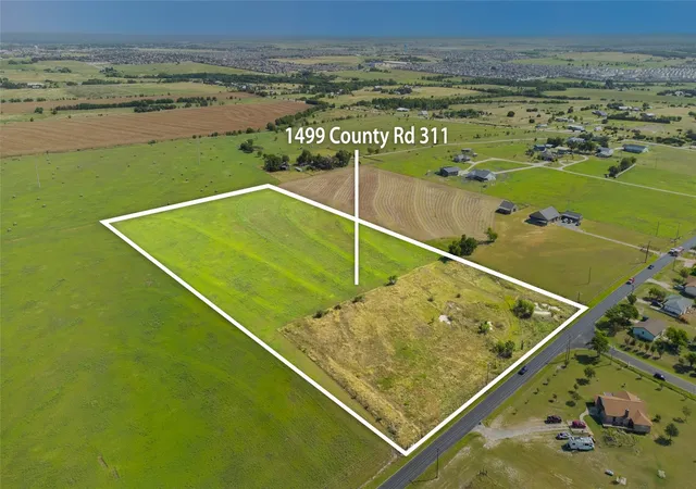 Photo 1 of Land for sale at 1499 Cr 311 Dr, Jarrell, TX 76537 | MLS# 1383487 | Listing updated on 2026-08-23