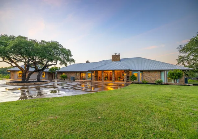 3rd image of 871 Chimney Valley Rd, Blanco, TX 78606 | MLS# 3453790