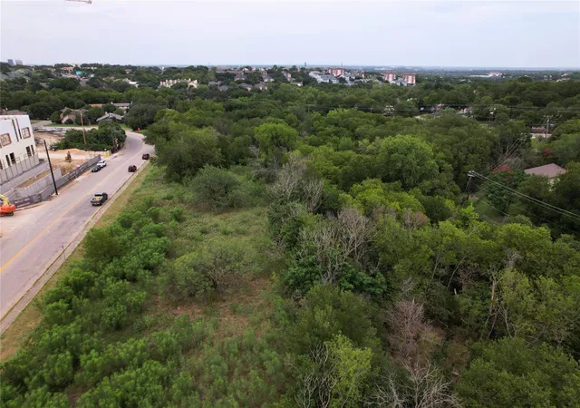 4th image of 2825 Metcalfe Rd, Austin, TX 78741 | MLS# 6076483