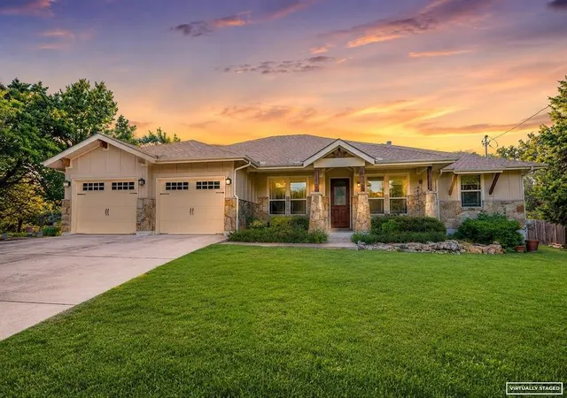 Homes for sale in Spicewood, TX | 706 Rogart Dr, Spicewood, TX 78669 | MLS# 2324667