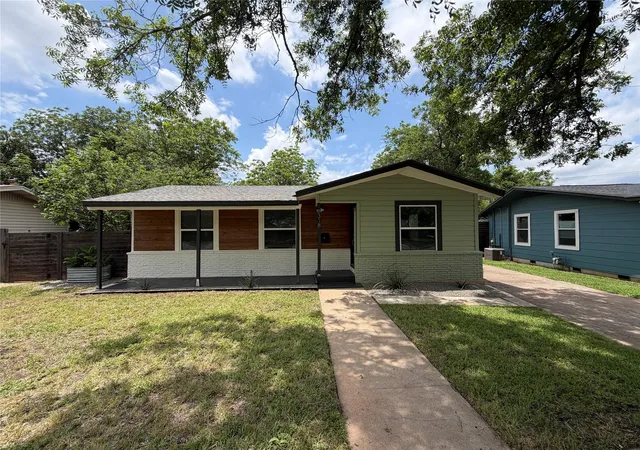 Photo 1 of Single family home for sale at 8318 Burrell Dr, Austin, TX 78757 | MLS# 6966533 | Listing updated on 2026-09-29