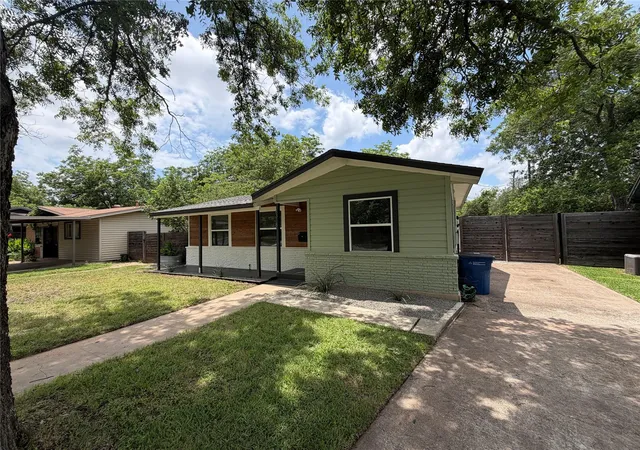 3rd image of 8318 Burrell Dr, Austin, TX 78757 | MLS# 6966533