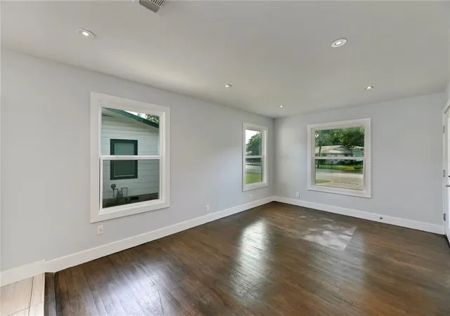 4th image of 8318 Burrell Dr, Austin, TX 78757 | MLS# 6966533