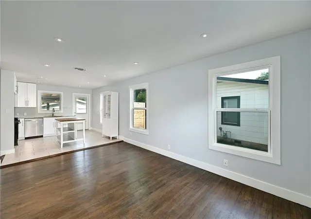 5th image of 8318 Burrell Dr, Austin, TX 78757 | MLS# 6966533