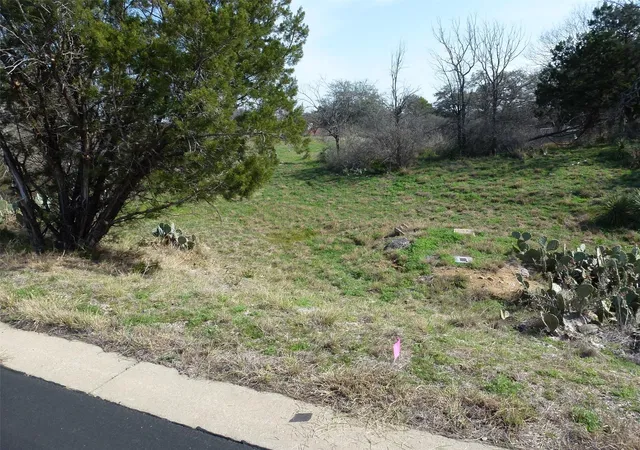 8th image of 807 Tonto, Horseshoe Bay, TX 78657 | MLS# 7910852