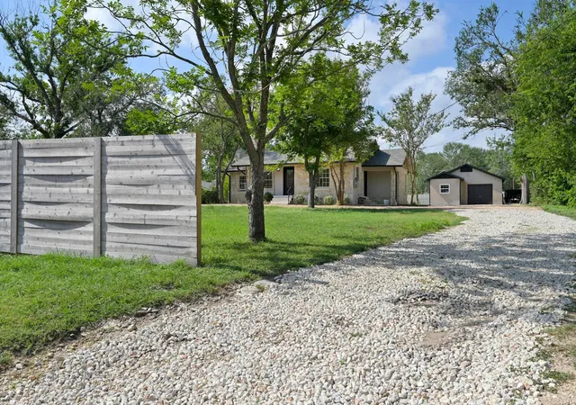 2nd image of 3501 Pecan Springs Rd, Austin, TX 78723 | MLS# 6444337