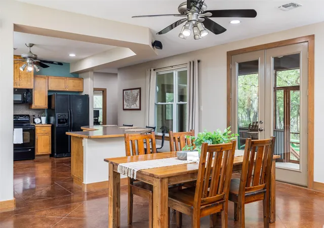 Homes for sale in Spicewood, TX | 326 Lost Cove Dr, Spicewood, TX 78669 | MLS# 5707283
