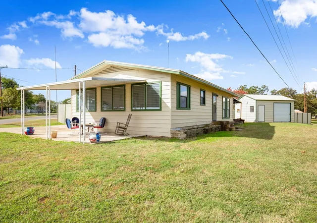 Photo 1 of Sale Pending at 210 Striper Hvn Ln, Buchanan Dam, TX 78609 | MLS# 2055956 | Listing updated on 2026-09-19