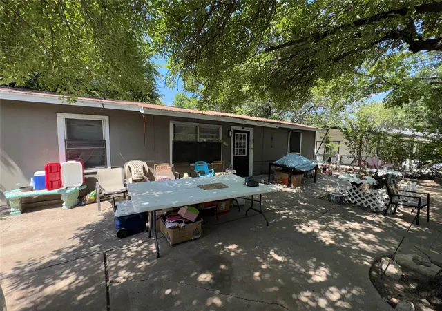 3rd image of 6810 Galindo St, Austin, TX 78741 | MLS# 4842521