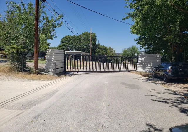 1st image of 1803 Lipan Trl, Austin, TX 78733 | MLS# 6495370